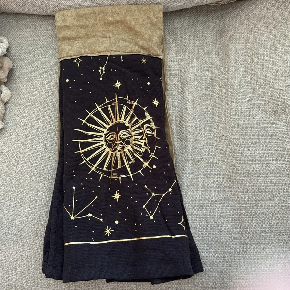 Isaac Mizrahi Celestial Gothic Kitchen Scarf Towel Set 2pc NWOT